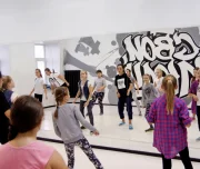 школа танцев свои люди изображение 1 на проекте lovefit.ru